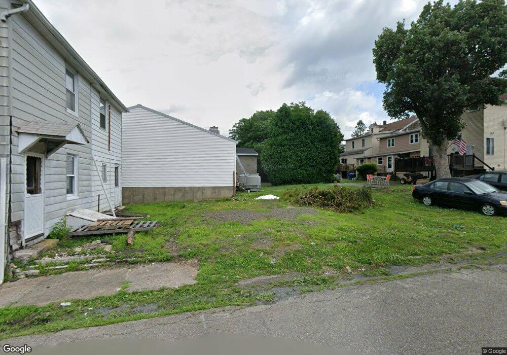 29 E Noble St, Hazleton, PA 18201 - photo 1