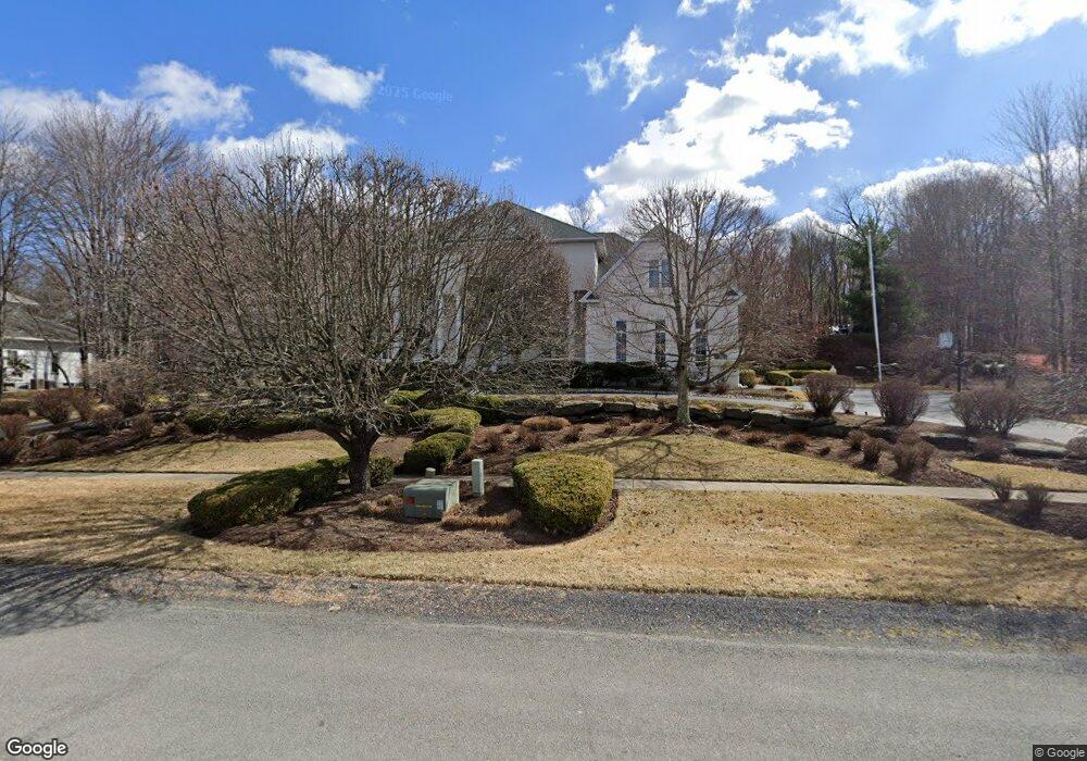 304 Hillside Dr, Moscow, PA 18444 - photo 1