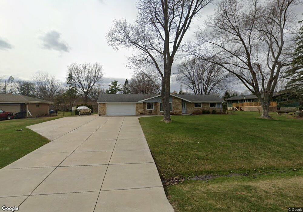6481 S 120th St, Franklin, WI 53132 - photo 1