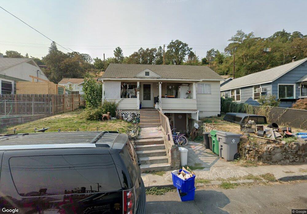 724 E 15th St, the Dalles, OR 97058 - photo 1