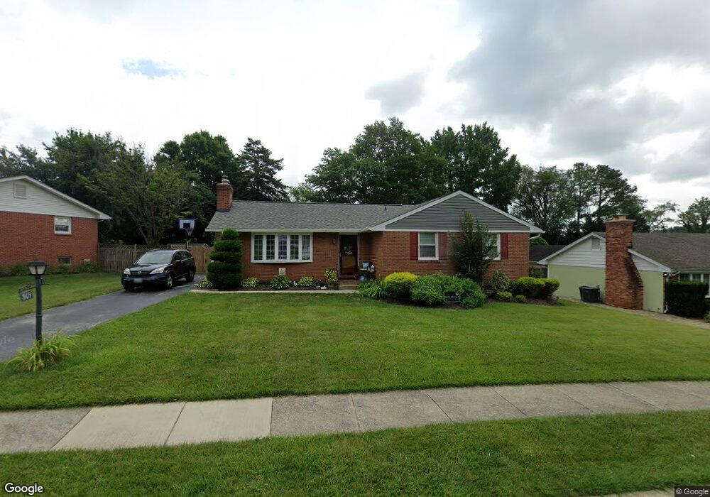 909 Breezewick Cir, Towson, MD 21286 - photo 1