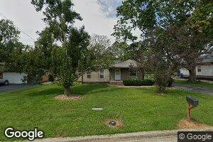 705 S Wall St, Macon, IL 62544