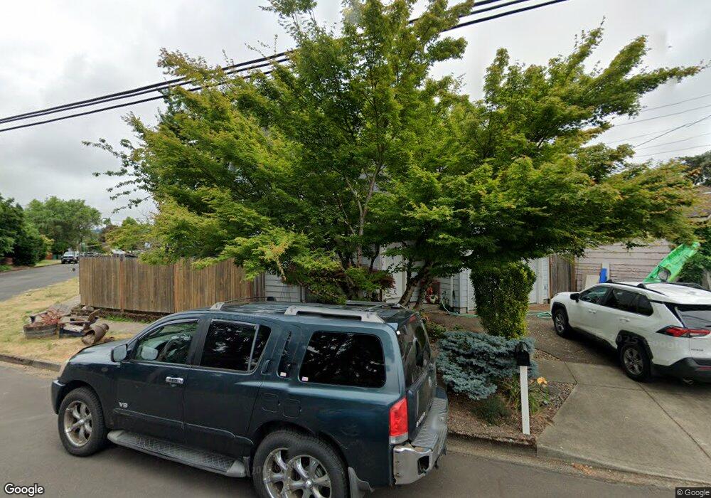 321 Dayton Ave, Newberg, OR 97132 - photo 1