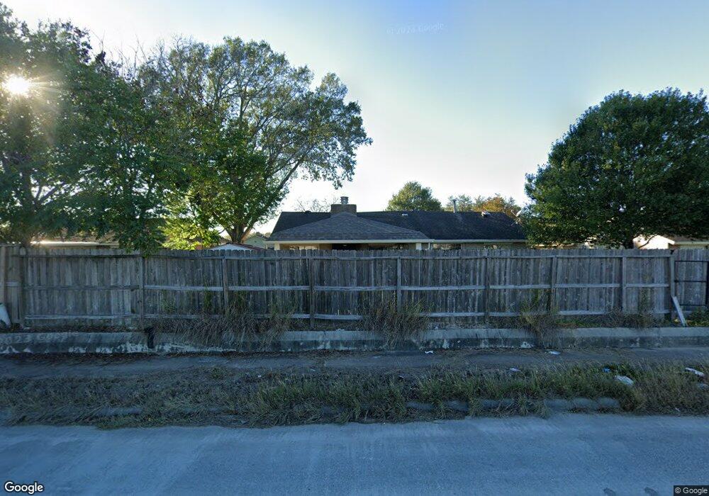 8451 Gulf Tree Ln, Houston, TX 77075 - photo 1