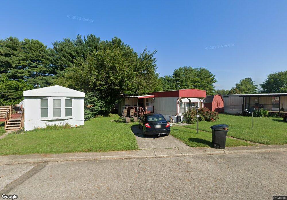 129 Villa Dr, Circleville, OH 43113 - photo 1