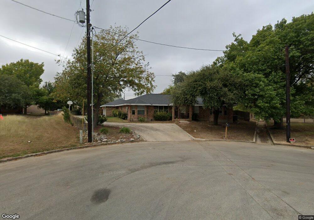 1301 Fieldcrest, New Braunfels, TX 78130 - photo 1