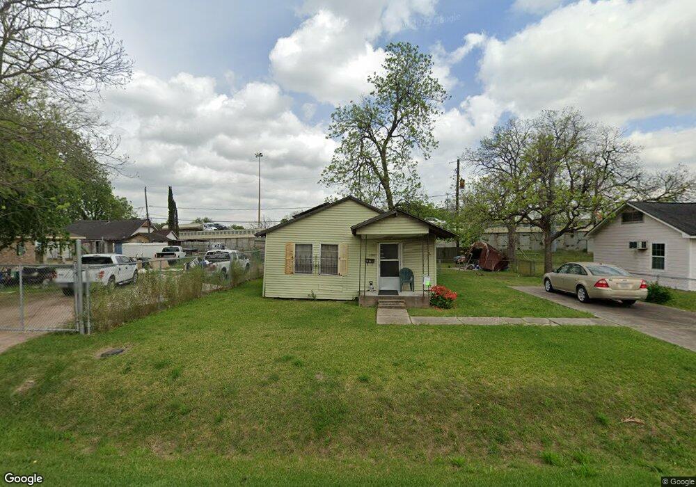 2709 Milwaukee St, Houston, TX 77026 - photo 1