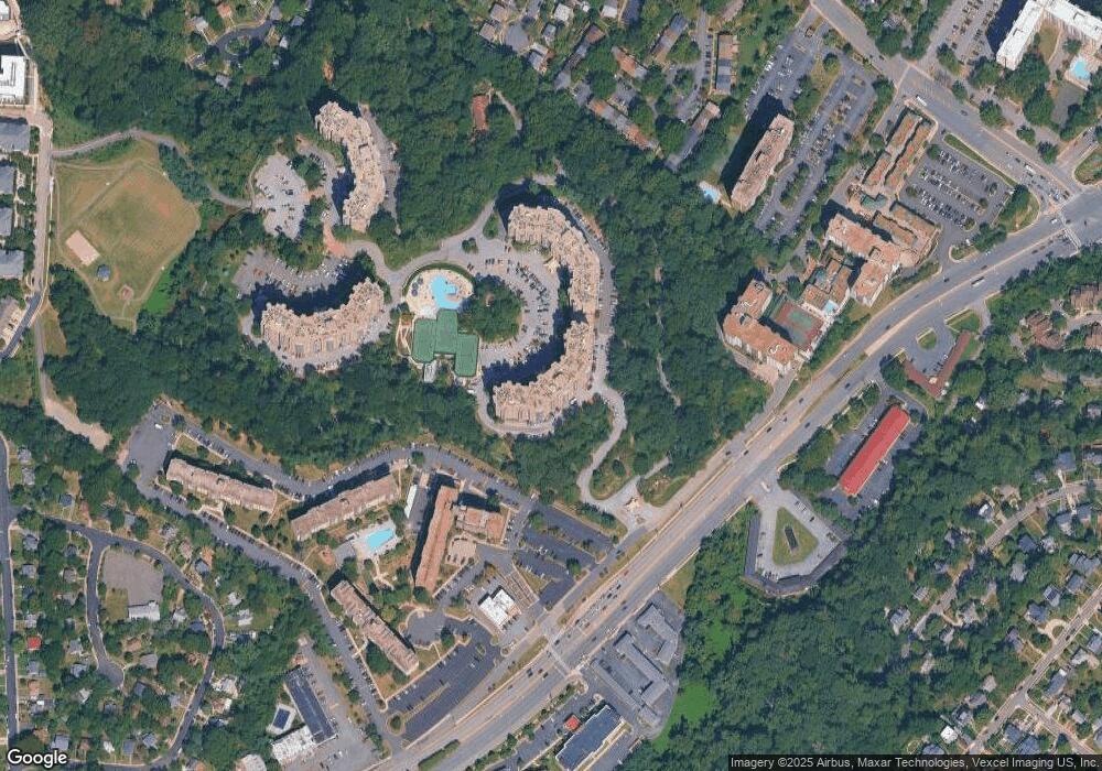 5904 Mt Eagle Dr unit 1208, Alexandria, VA 22303 - photo 1