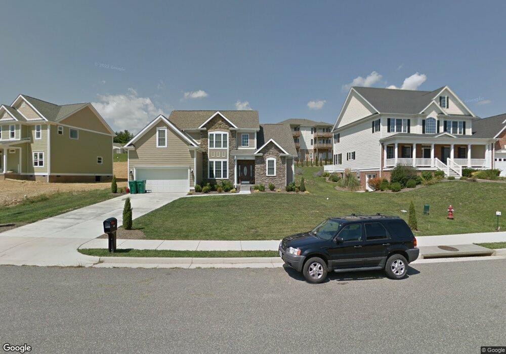 323 Windsor Dr, Fishersville, VA 22939 - photo 1