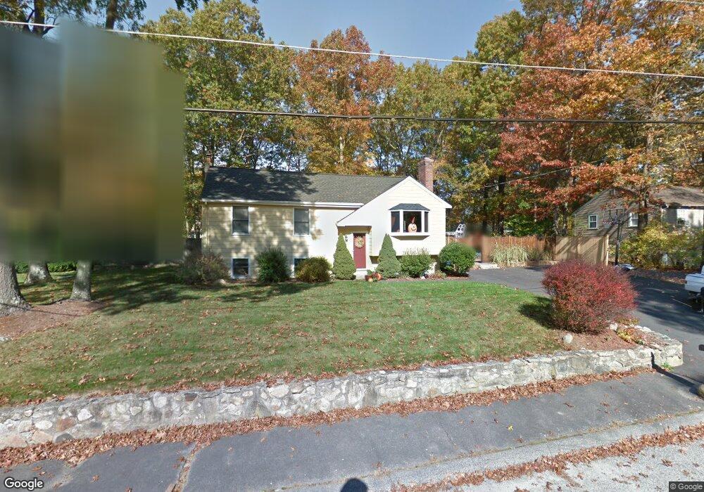 13 Little Tree Ln, Bellingham, MA 02019 - photo 1