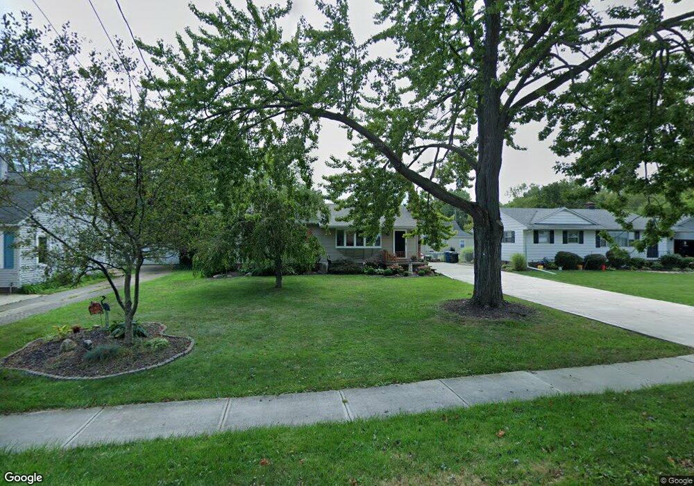 5140 Edgewater Dr, Sheffield Lake, OH 44054 - photo 1