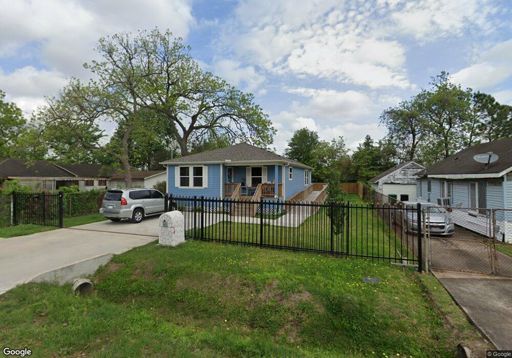 3133 Chickering St, Houston, TX 77026 - photo 1