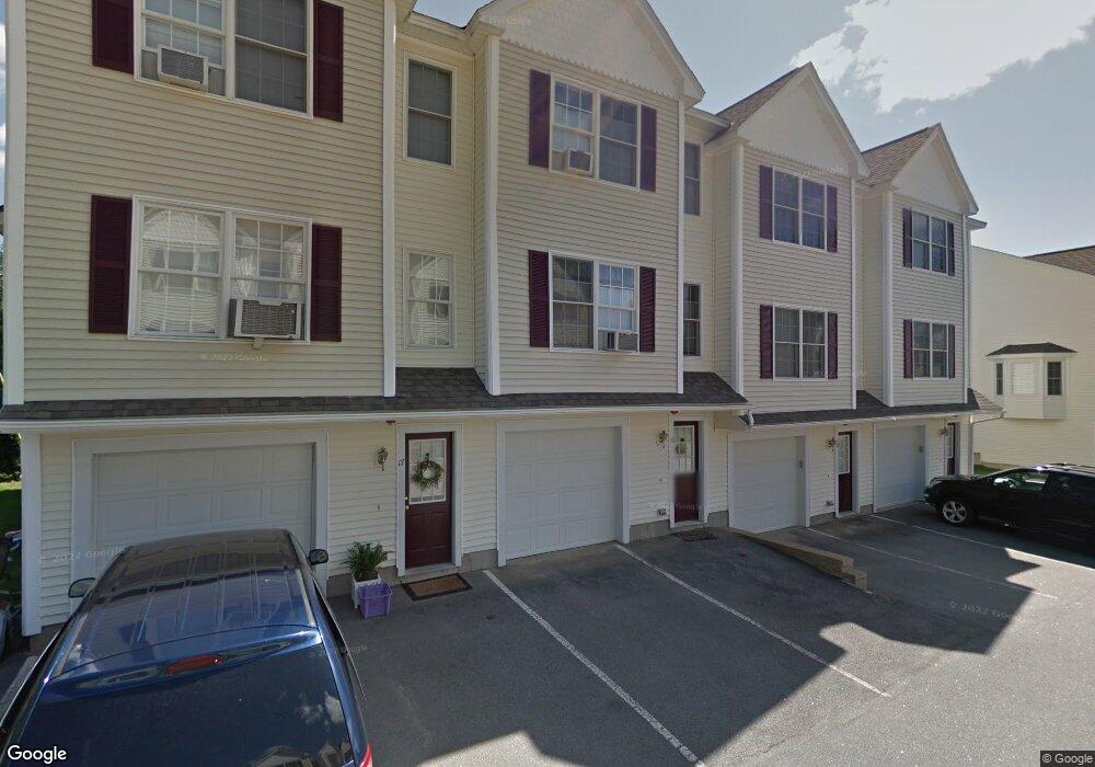 17 Magnolia Dr unit 11, Dover, NH 03820 - photo 1