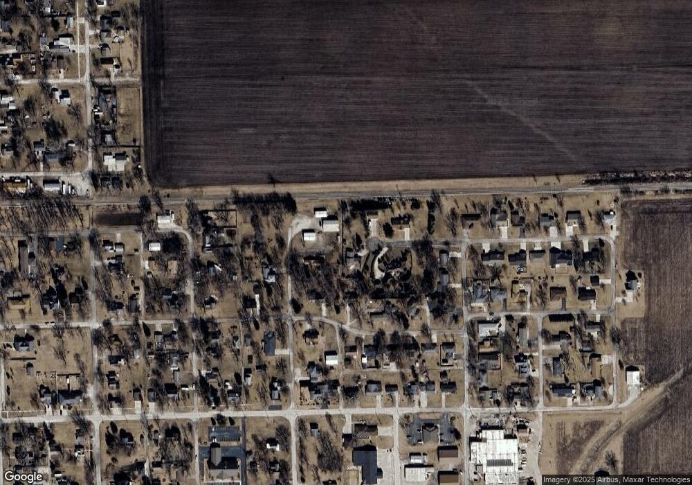 906 Florence Ave, Chenoa, IL 61726 - photo 1