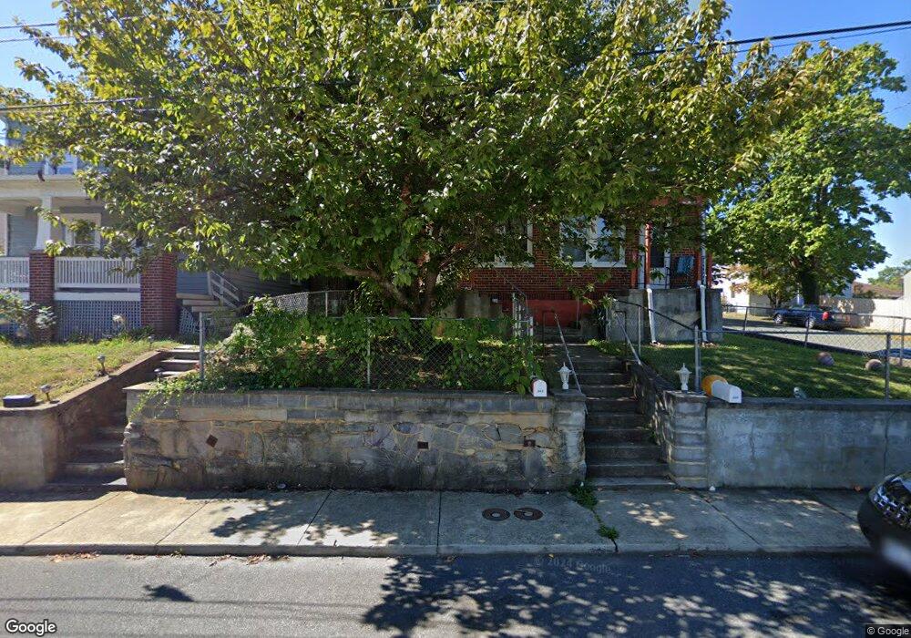 842 Trout St, Staunton, VA 24401 - photo 1