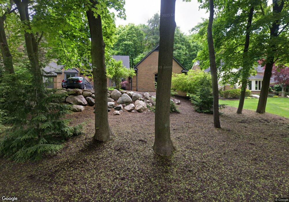 25 Vaughan Ridge Rd unit 16, Bloomfield Hills, MI 48304 - photo 1