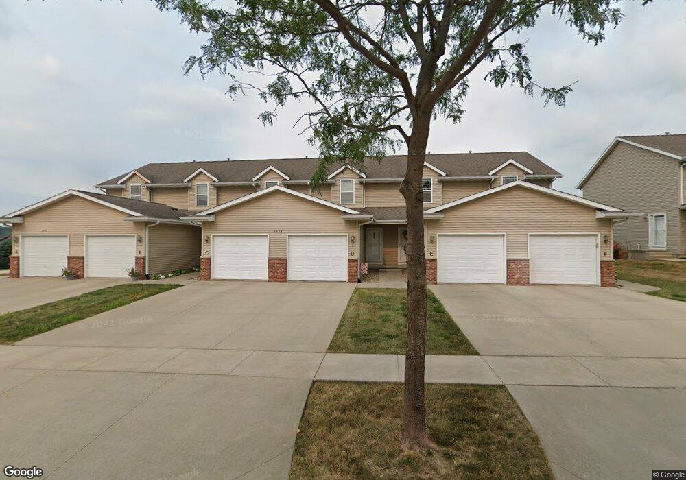 3526 Banar Dr SW, Cedar Rapids, IA 52404 - photo 1