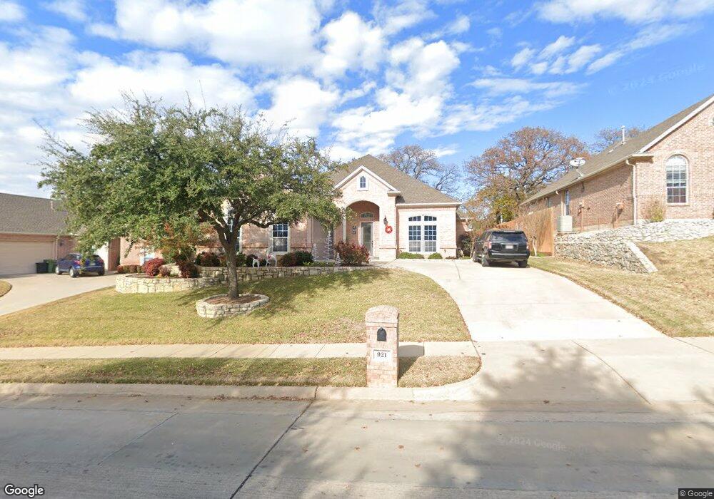 921 Crestview Dr, Bedford, TX 76021 - photo 1