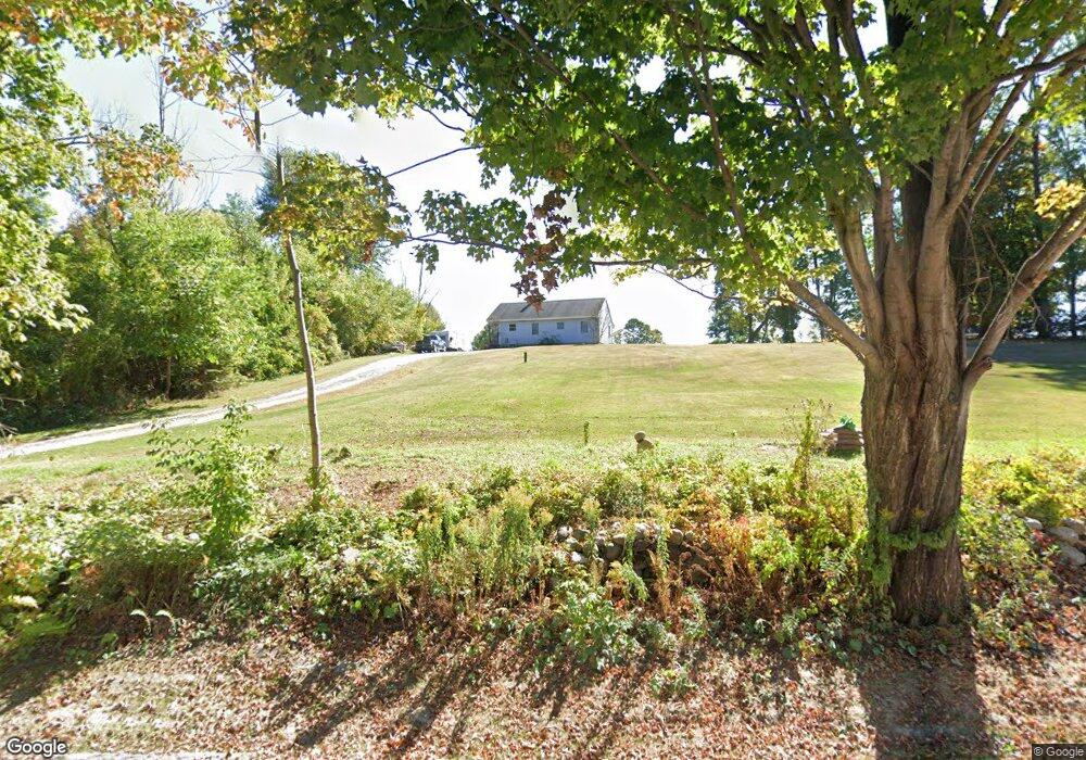 207 Daniels Rd, Shaftsbury, VT 05262 - photo 1