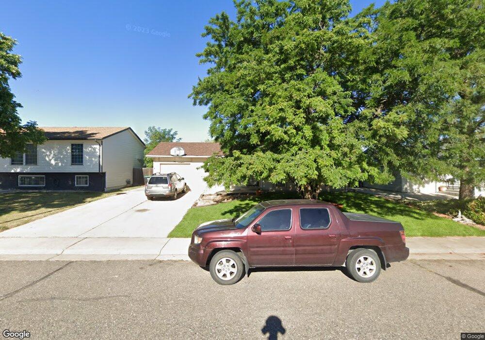 1063 Memphis St, Aurora, CO 80011 - photo 1