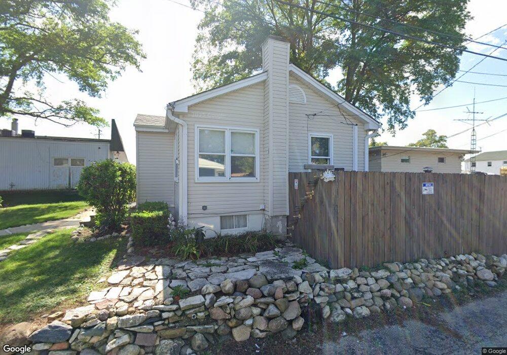 6 N Metropolitan Ave, Waukegan, IL 60085 - photo 1