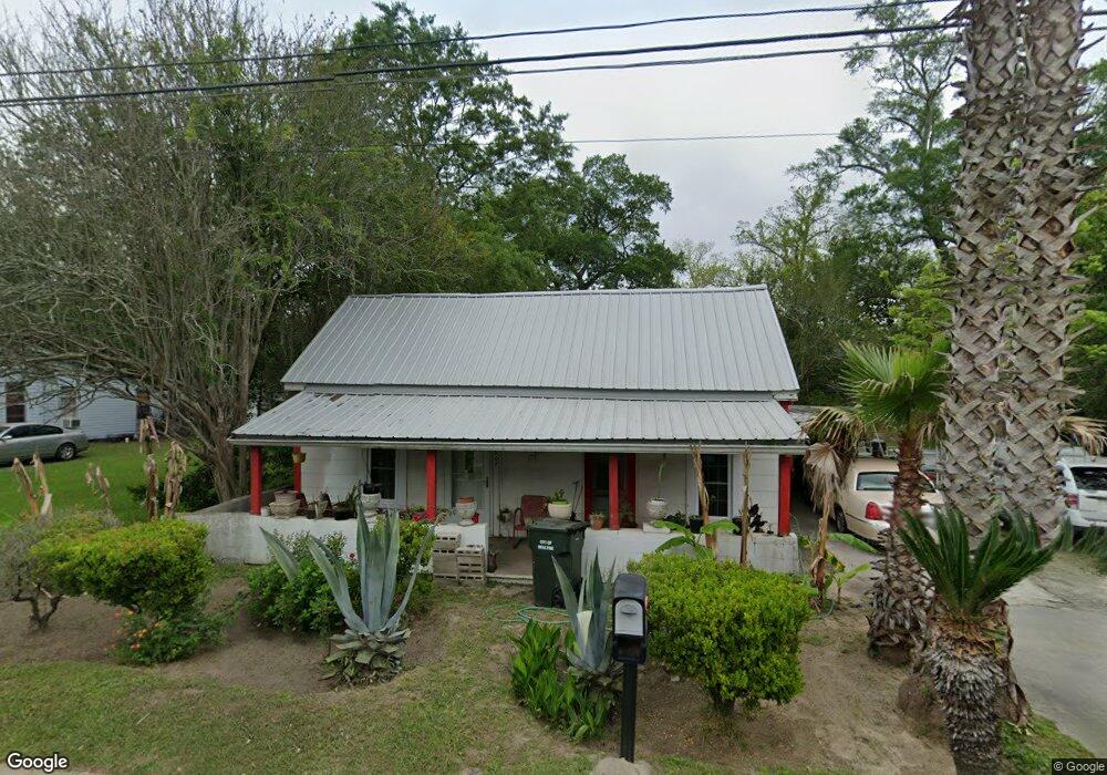 302 1st Ave SW, Moultrie, GA 31768 - photo 1