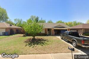 504 Cherryvale Rd, Edmond, OK 73003