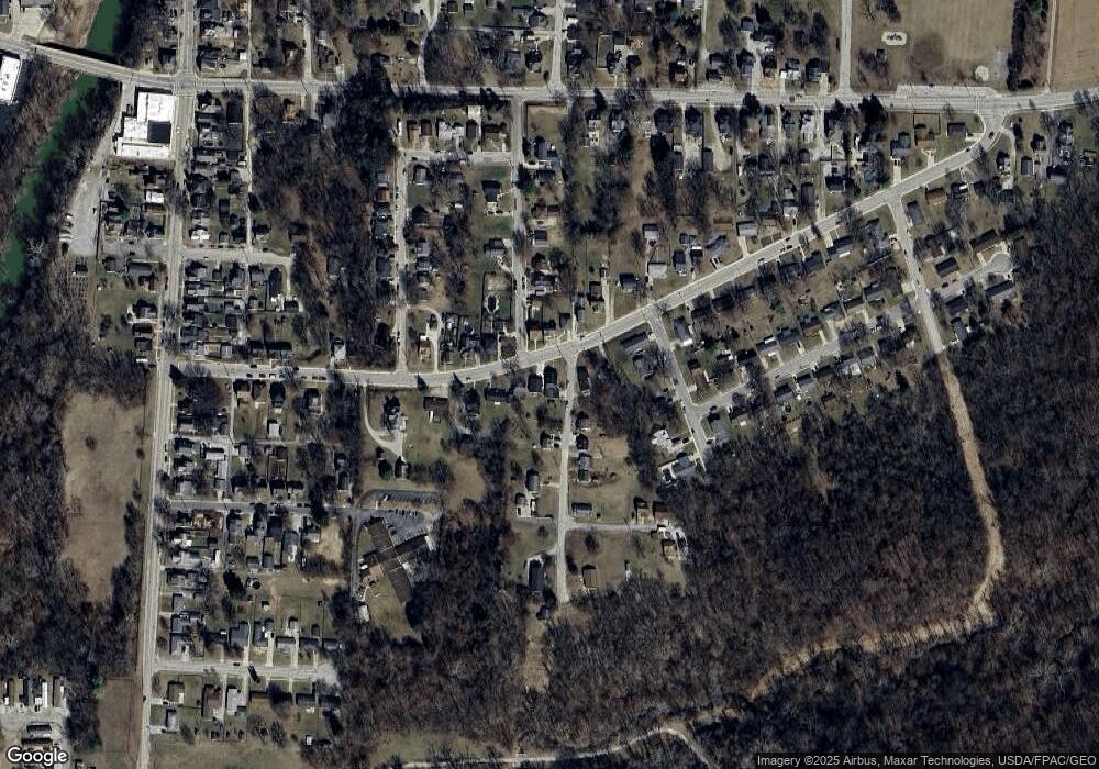 823 Fielding Rd, Sidney, OH 45365 - photo 1