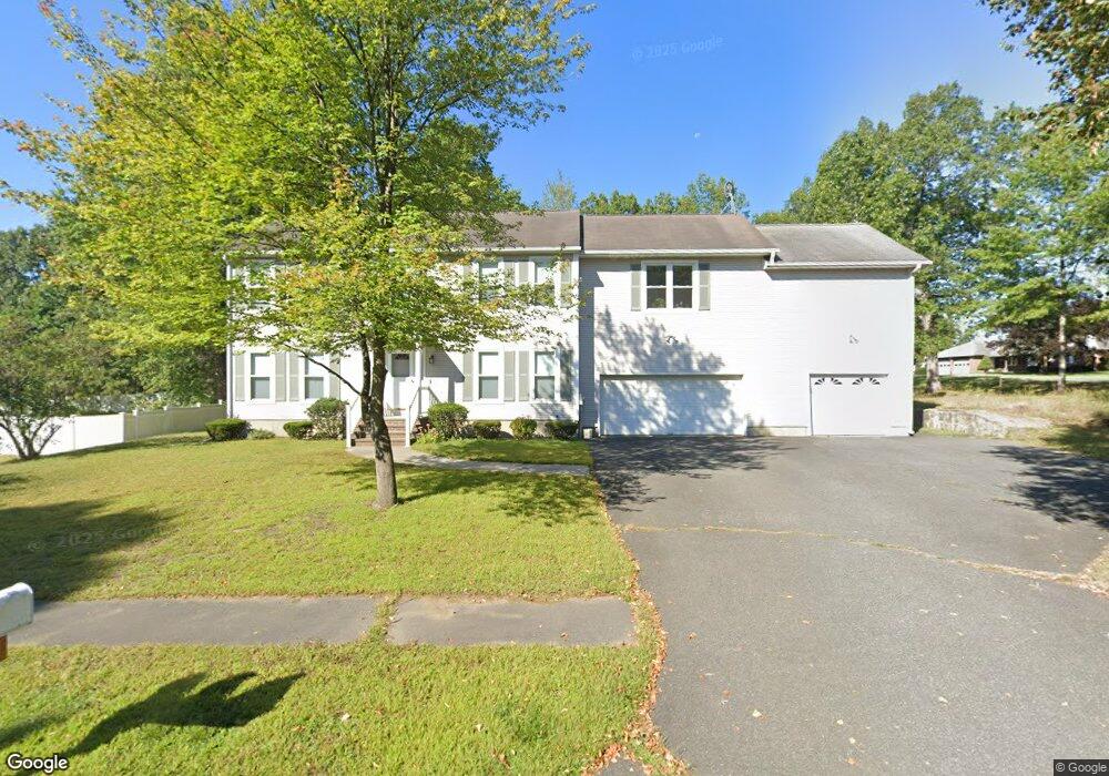 5 Whippletree Ln, Amherst, MA 01002 - photo 1