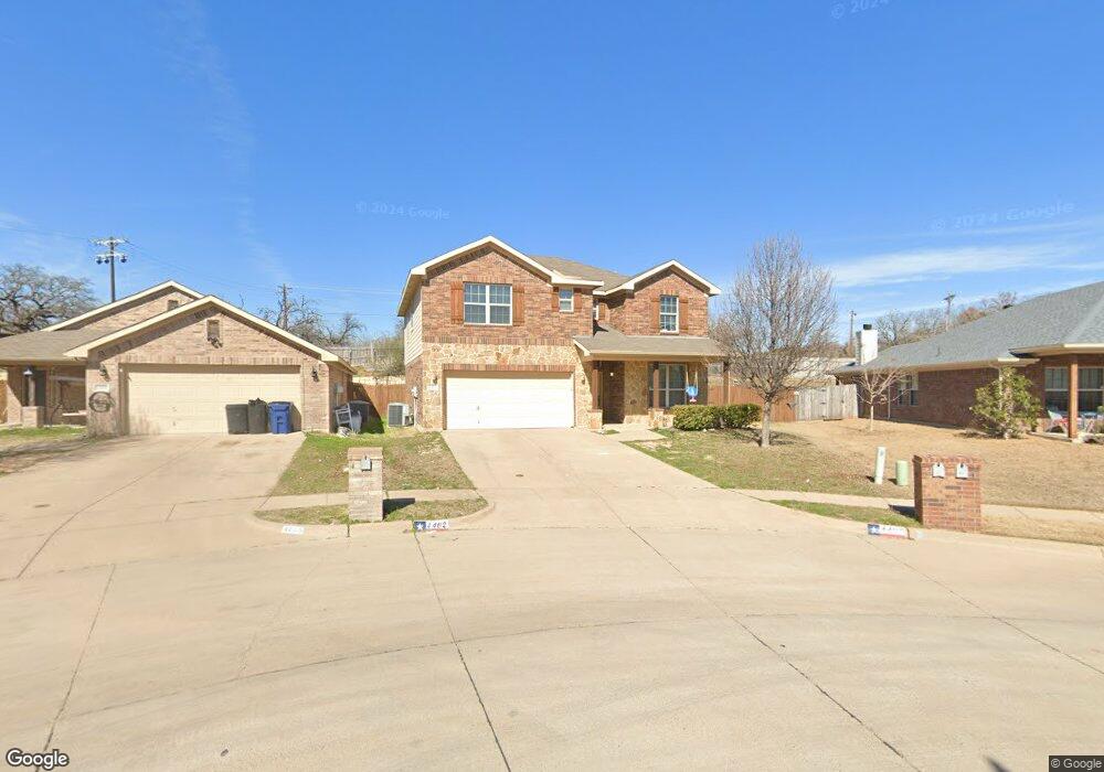4402 Sapphire Ln, Granbury, TX 76049 - photo 1