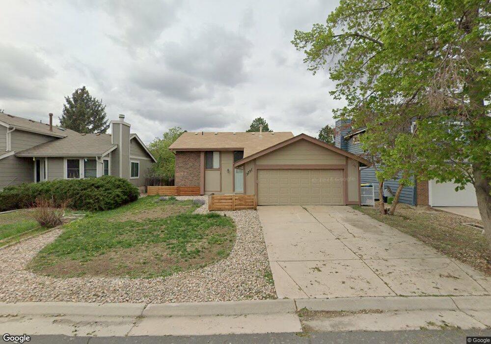 3757 S Ceylon Way, Aurora, CO 80013 - photo 1