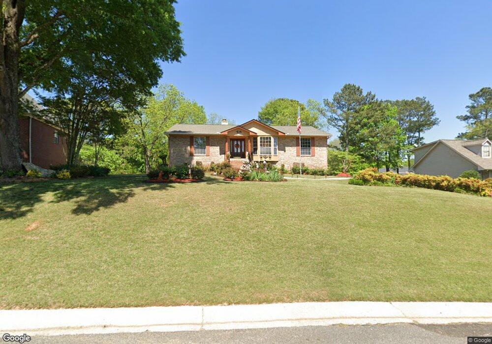 2170 Sandlin Rd, Birmingham, AL 35235 - photo 1