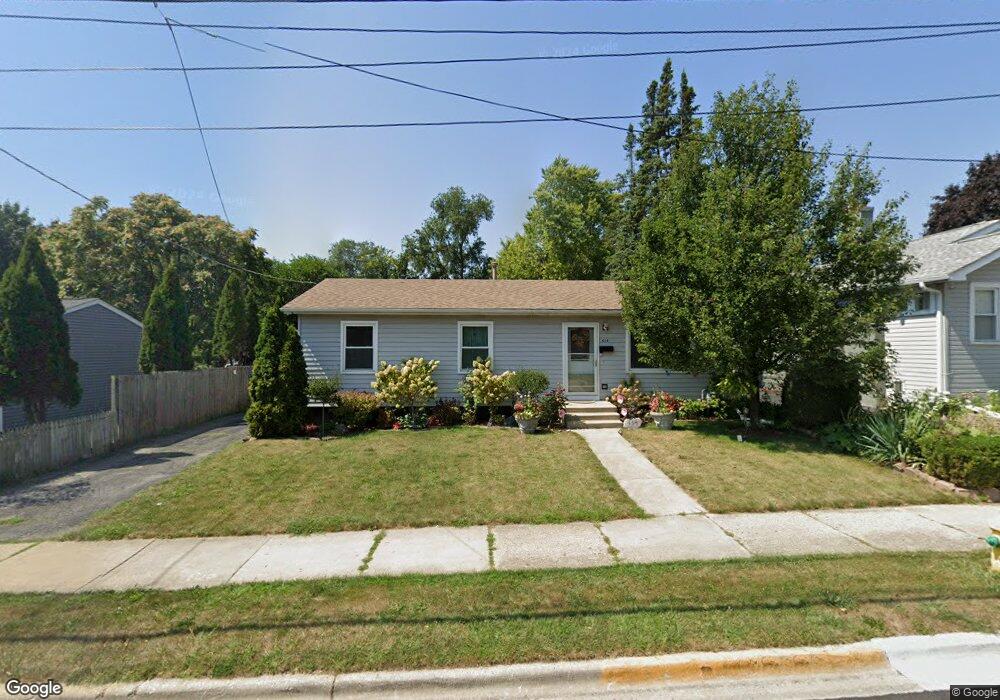 434 N Butrick St, Waukegan, IL 60085 - photo 1