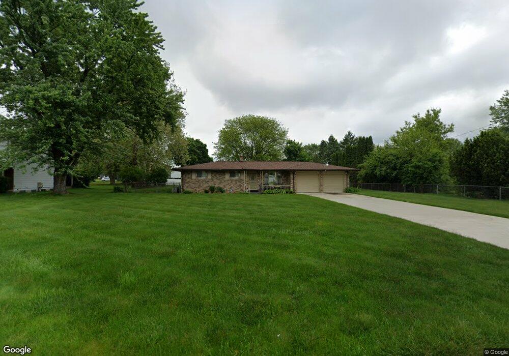 5038 Wilshire Dr, Flint, MI 48504 - photo 1