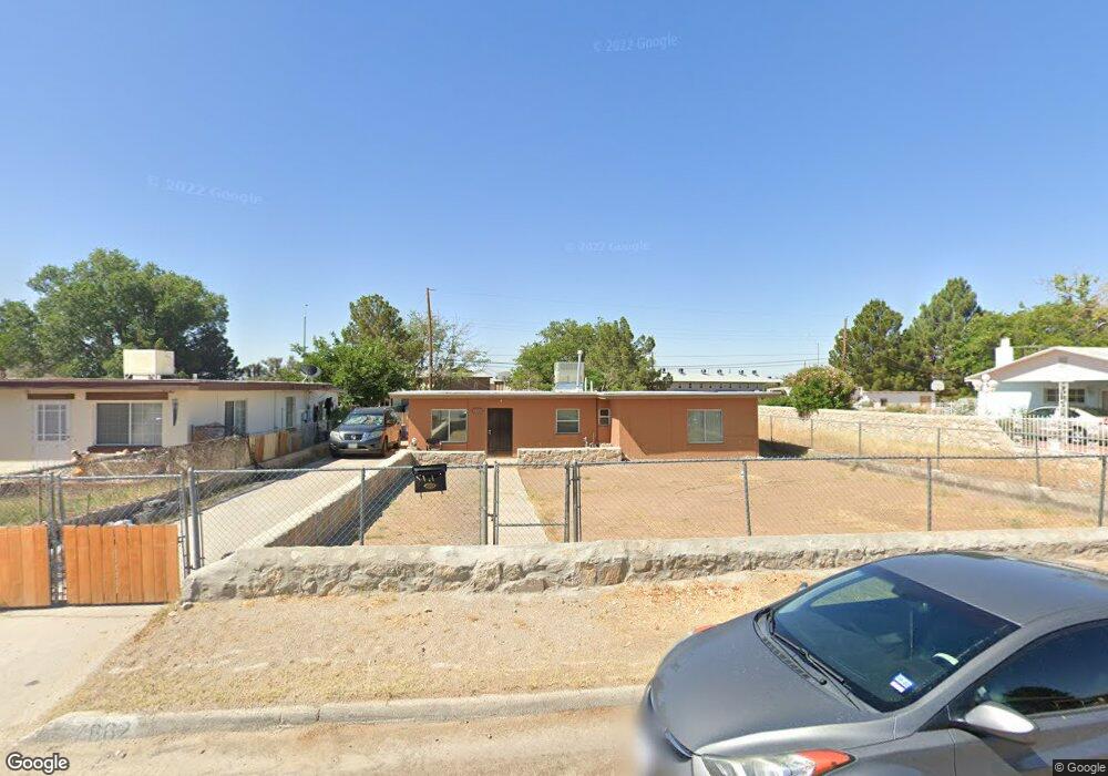 7662 Adobe Dr, El Paso, TX 79915 - photo 1