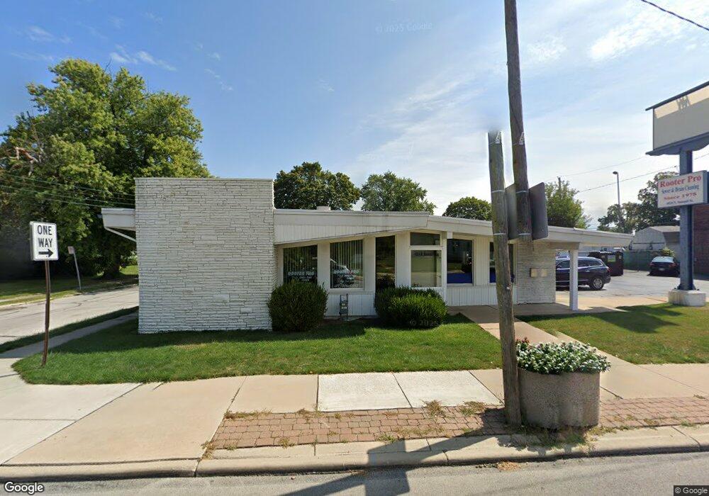 4924 N Summit St, Toledo, OH 43611 - photo 1