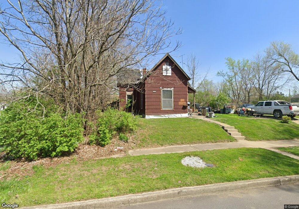 1912 Locust St, Anderson, IN 46016 - photo 1