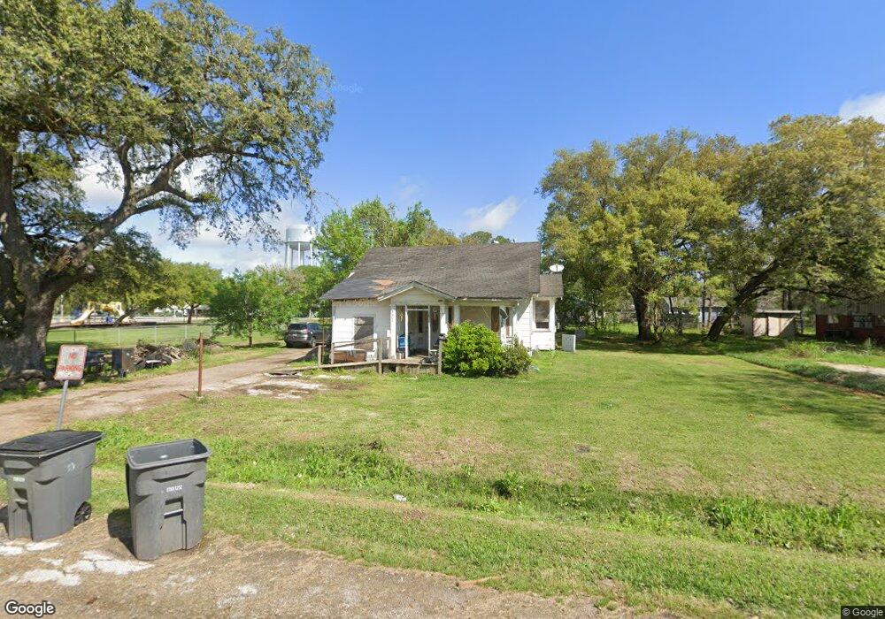 3401 4th St, Bay City, TX 77414 - photo 1