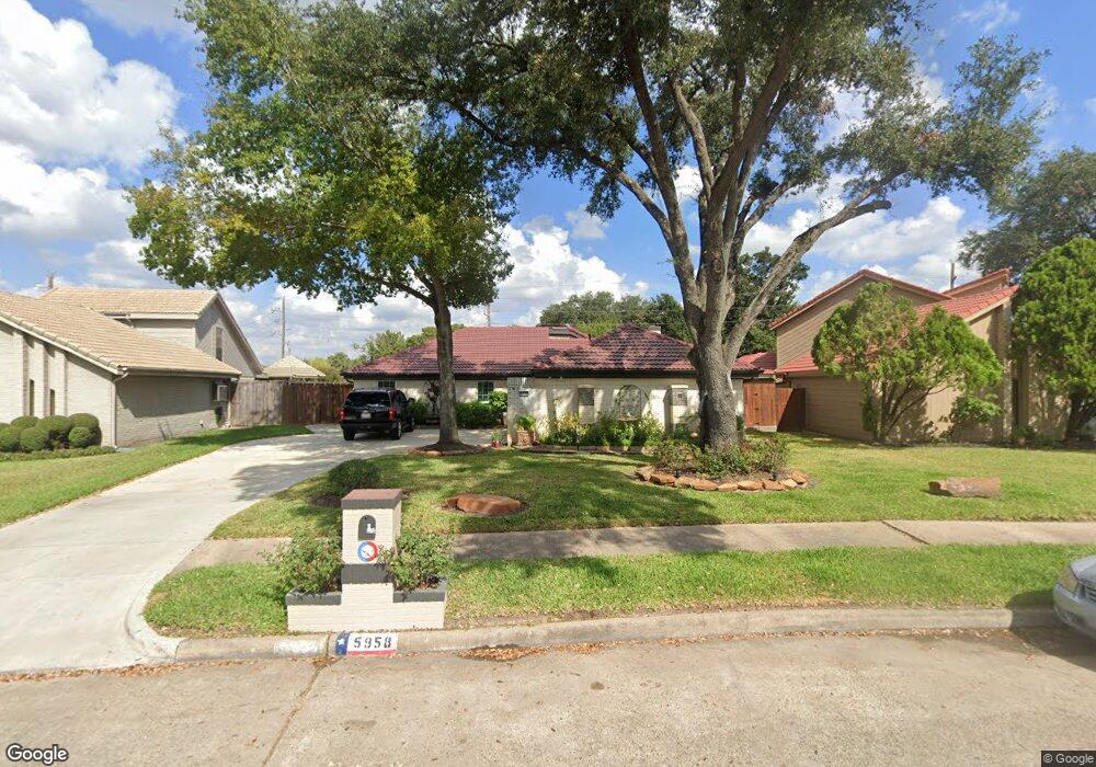 5958 Caruso Forest Dr, Houston, TX 77088 - photo 1