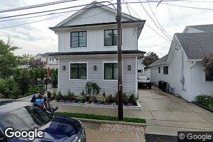 90 Glenwood Ave, Point Lookout, NY 11569