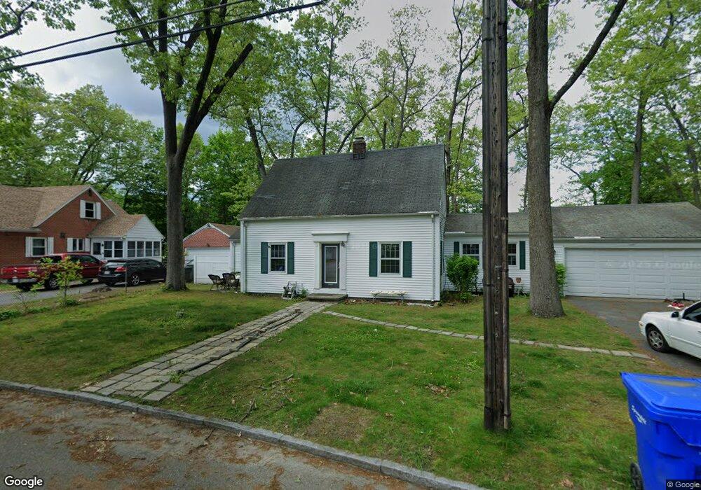 147 Carnavon Cir, Springfield, MA 01109 - photo 1