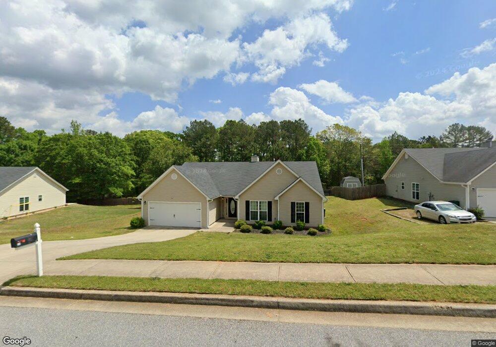 561 Embassy Walk unit 46A, Winder, GA 30680 - photo 1