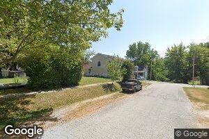 322 S 7th St, Louisiana, MO 63353