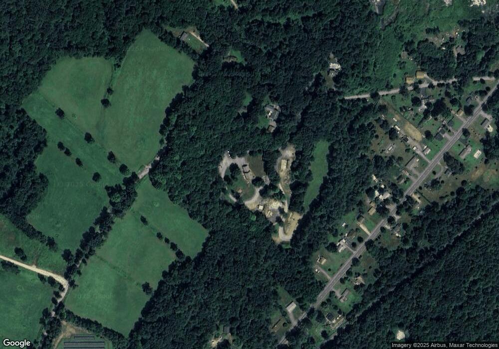 103 Glazier Rd, Barre, MA 01005 - photo 1