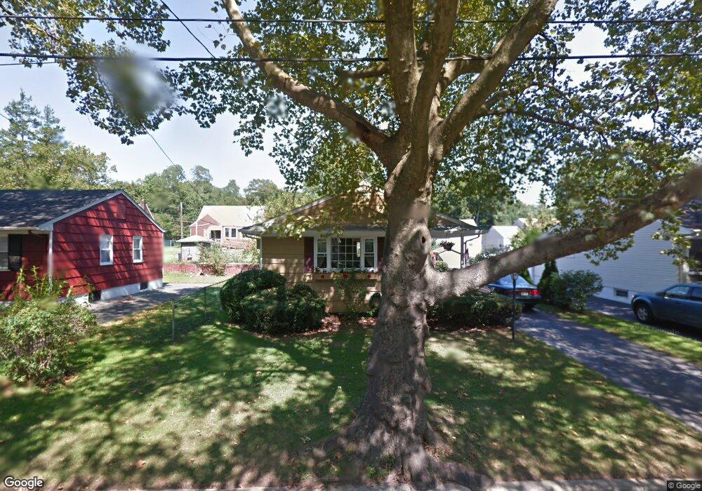 719 Hemlock St, Rahway, NJ 07065 - photo 1