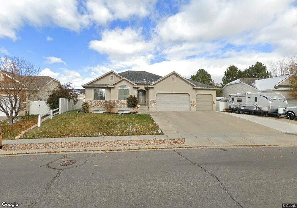 205 E 1500 N, Layton, UT 84041 - photo 1
