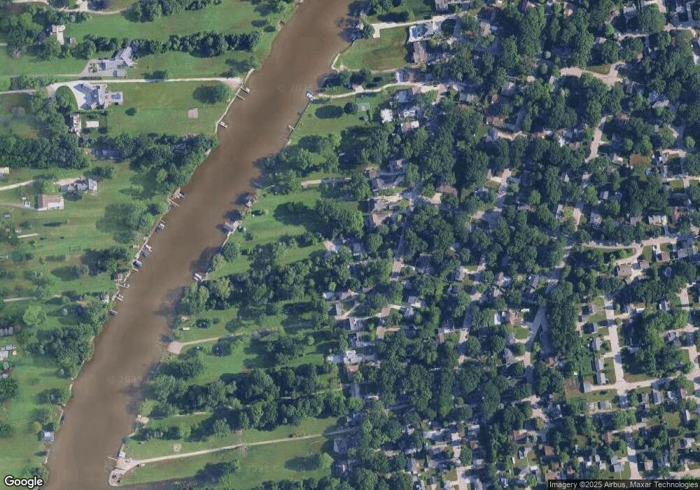 2933 Riverside Dr, Port Huron, MI 48060 - photo 1