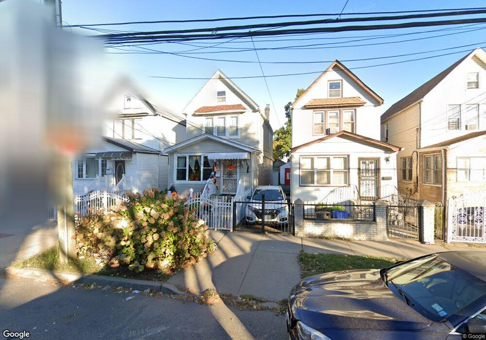 14711 111th Ave, Jamaica, NY 11435 - photo 1