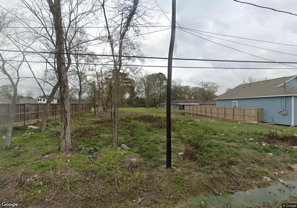 7800 Sealey St, Houston, TX 77088 - photo 1