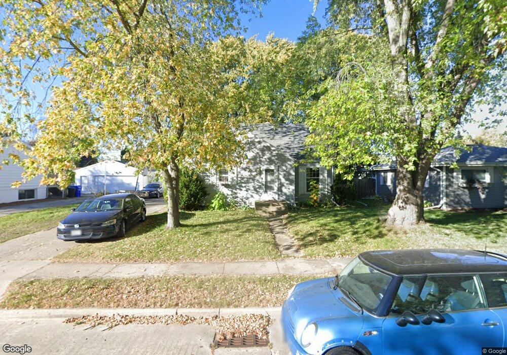 1130 W Bell Ave, Appleton, WI 54914 - photo 1